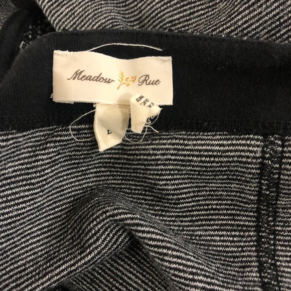 ANTHRO Meadow Rue Mitzie Channeled Tunic Top - Picture 5 of 6